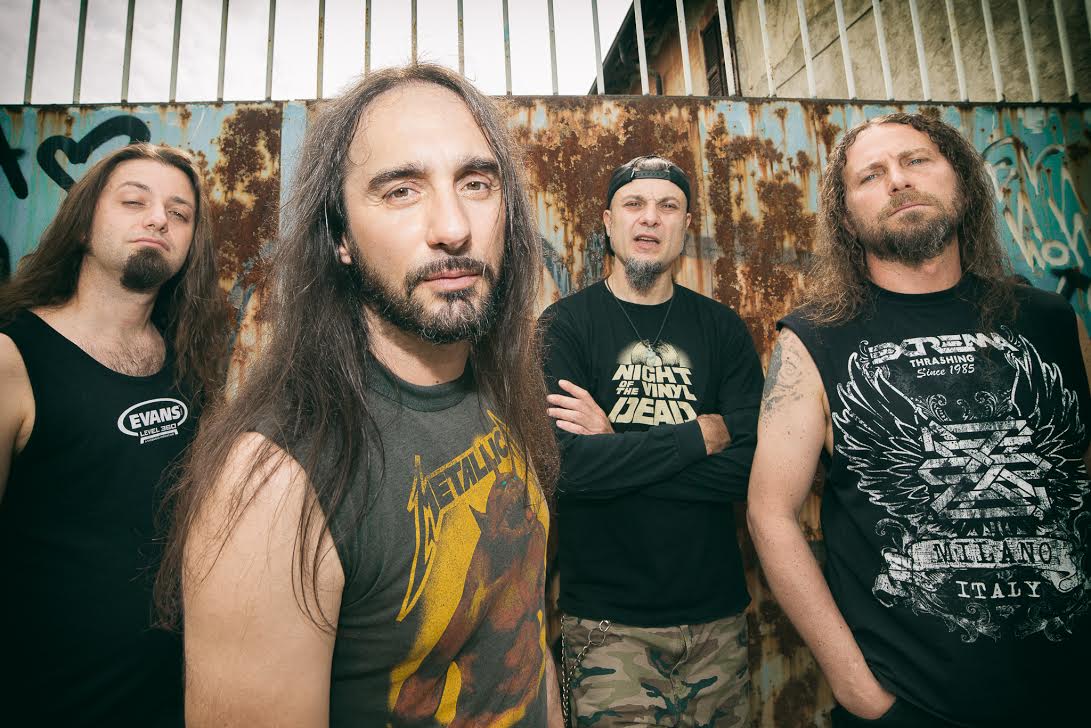 Extrema, la band metal torna alla carica con The old school