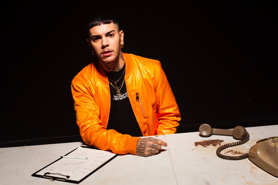 Emis Killa si dà alla moda con Family First Milano