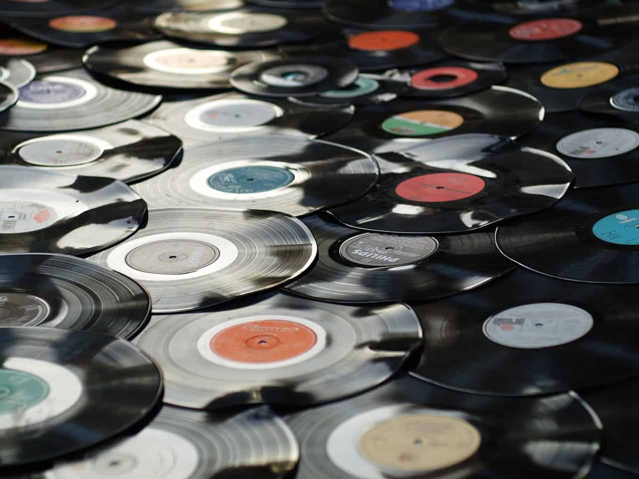 Etichette discografiche indipendenti: come scegliere 