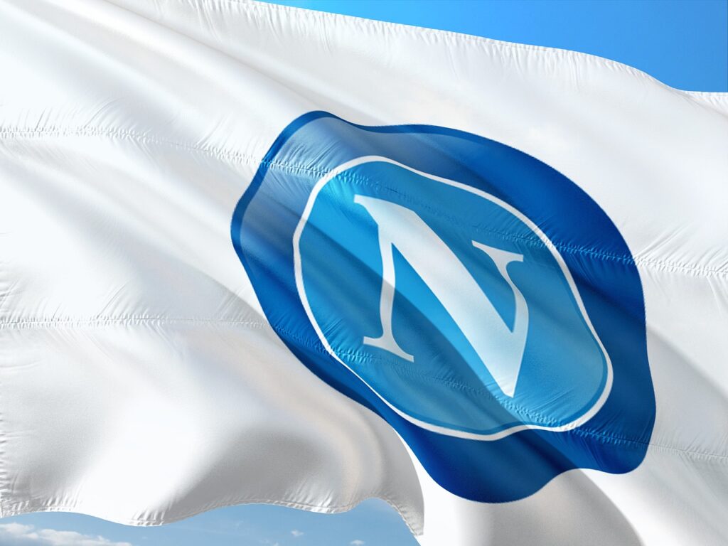 Tra successi internazionali e cori da stadio: gli inni del Napoli